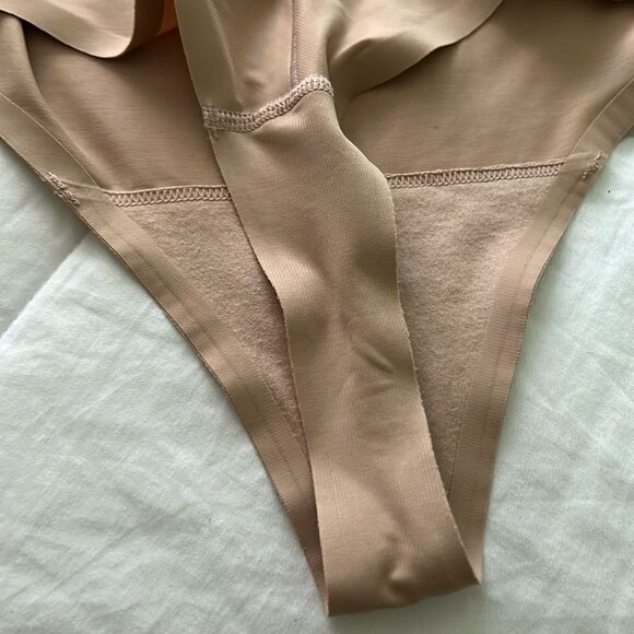 ASSETS by SPANX Flawless Finish High-Waist Shaping Thong, Beige, Size 1X, NWT - Picture 6 of 9